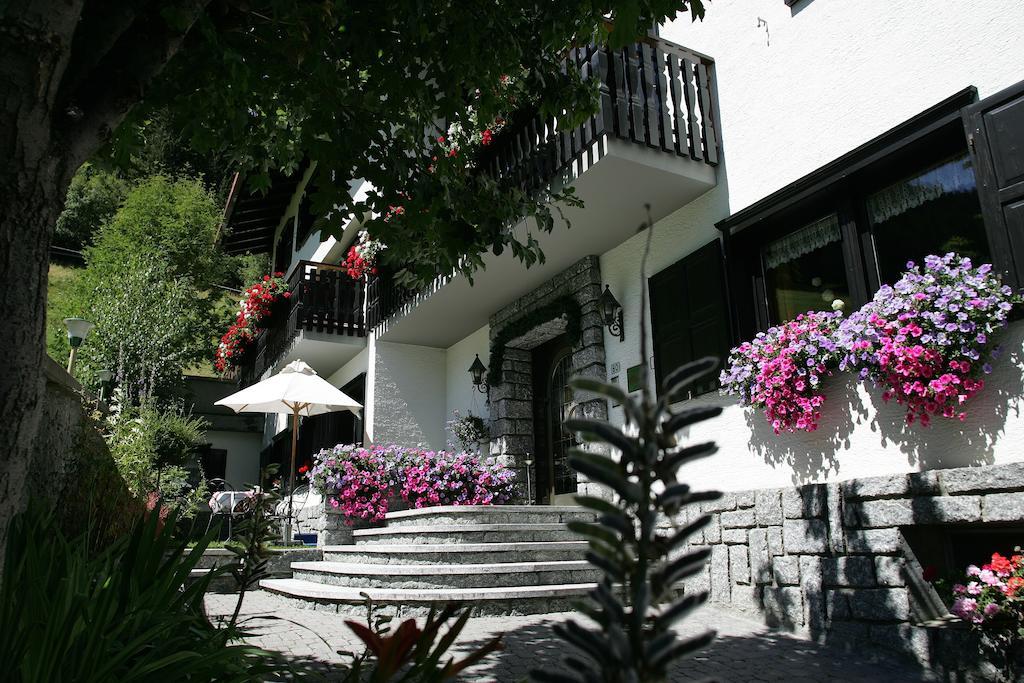 Hotel Cardo Isolaccia Luaran gambar