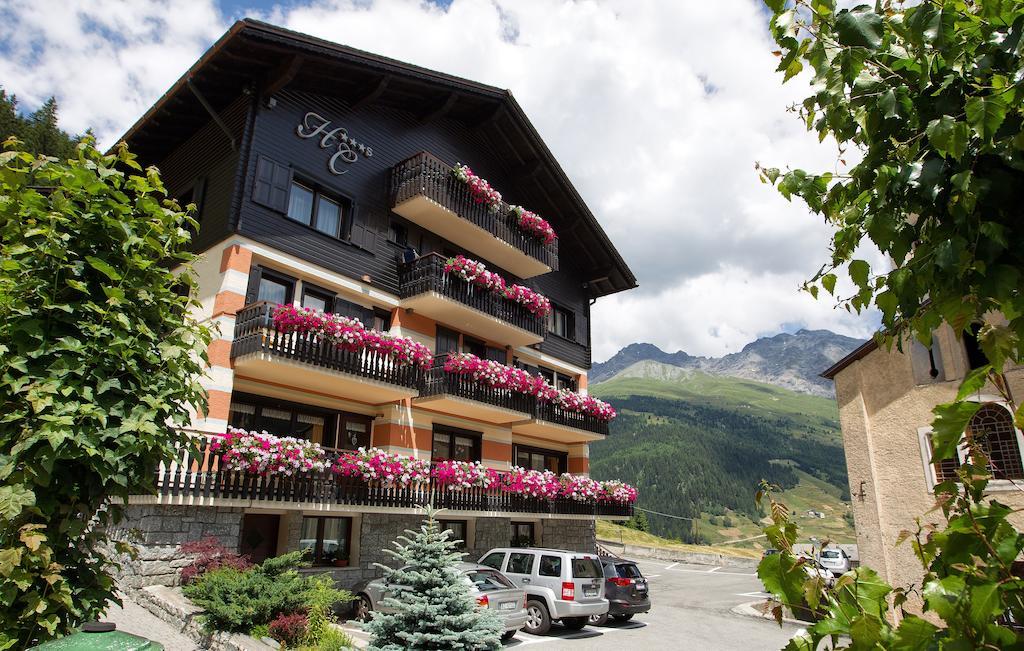 Hotel Cardo Isolaccia Luaran gambar